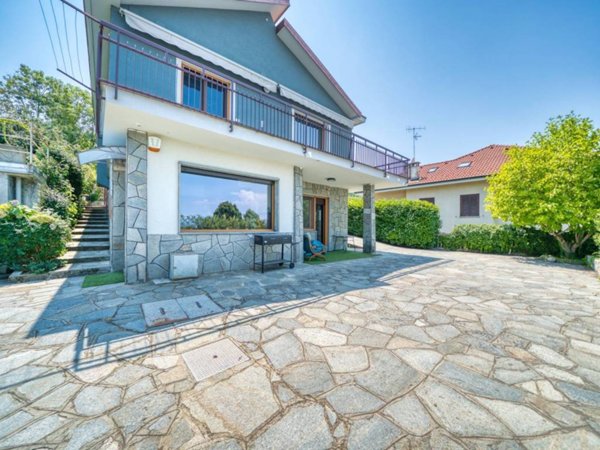 casa indipendente in vendita a San Mauro Torinese in zona Sambuy