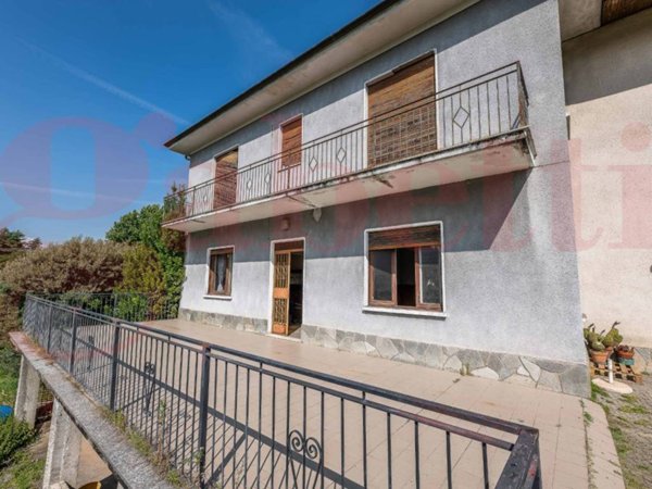 casa indipendente in vendita a San Mauro Torinese in zona Sambuy