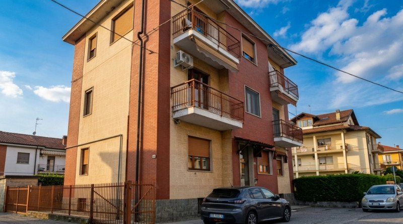 appartamento in vendita a San Mauro Torinese in zona Bertoulla