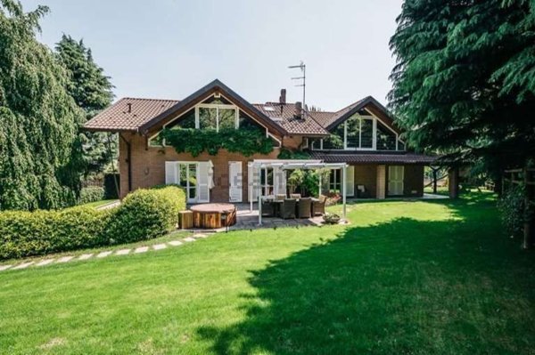 casa indipendente in vendita a San Mauro Torinese in zona Sambuy