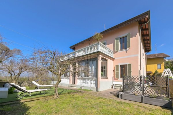 casa indipendente in vendita a San Mauro Torinese in zona Sambuy