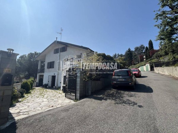 casa indipendente in vendita a San Mauro Torinese in zona Sambuy