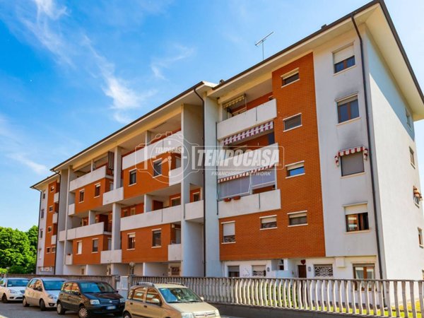 appartamento in vendita a San Mauro Torinese in zona Sambuy