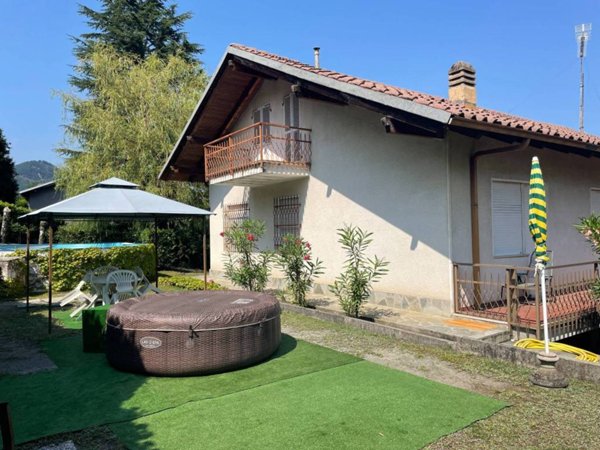 casa indipendente in vendita a San Pietro Val Lemina