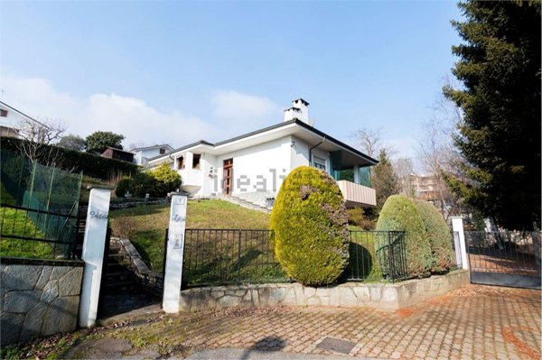 casa indipendente in vendita a San Pietro Val Lemina