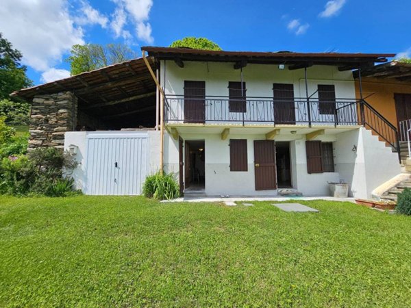 casa indipendente in vendita a San Pietro Val Lemina