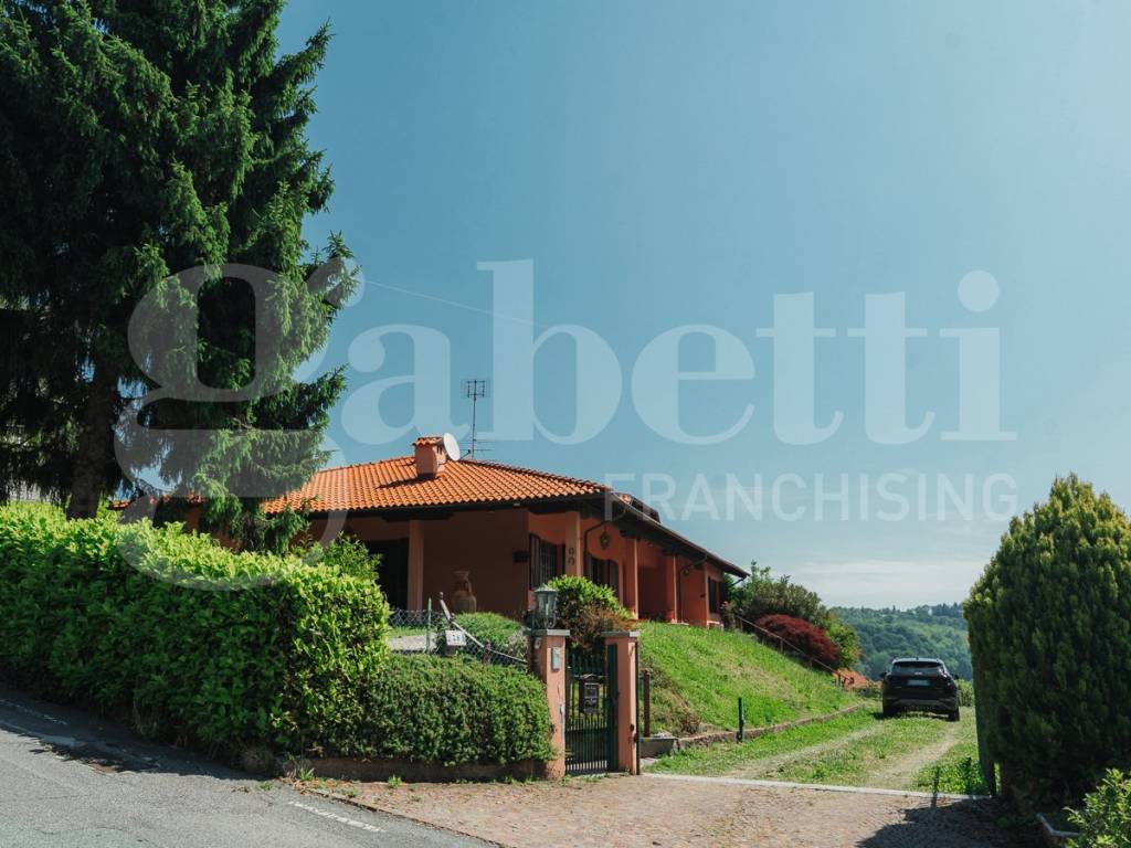 casa indipendente in vendita a San Pietro Val Lemina