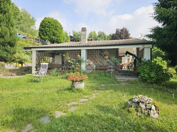 casa indipendente in vendita a San Pietro Val Lemina