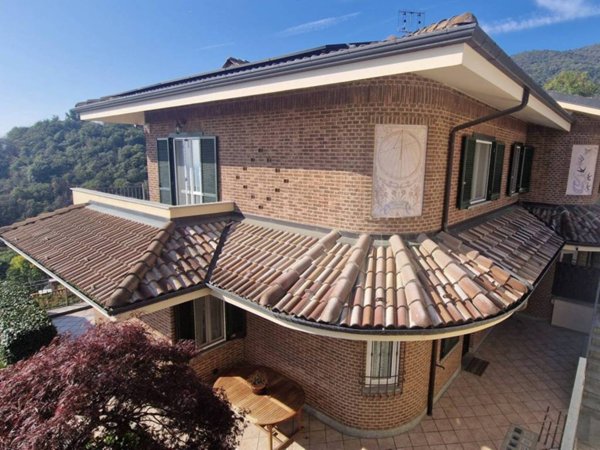 casa indipendente in vendita a San Pietro Val Lemina