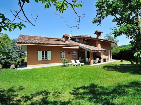 casa indipendente in vendita a San Pietro Val Lemina