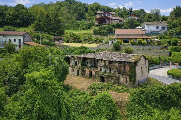 casa indipendente in vendita a San Pietro Val Lemina