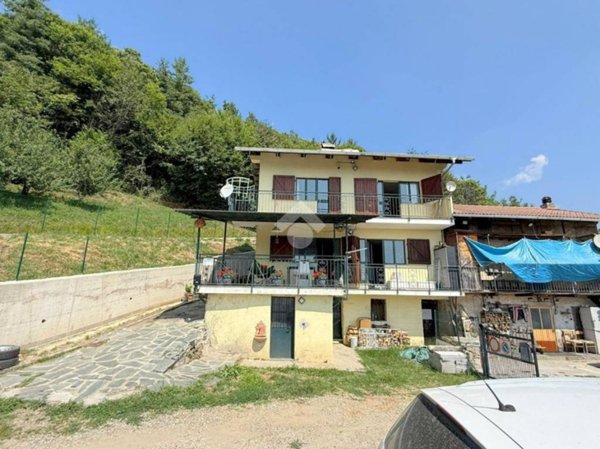casa indipendente in vendita a San Pietro Val Lemina