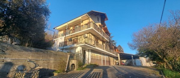 casa indipendente in vendita a San Pietro Val Lemina