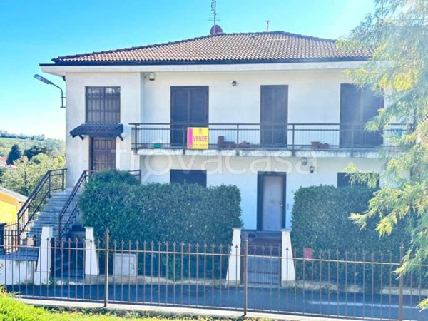 casa indipendente in vendita a San Pietro Val Lemina