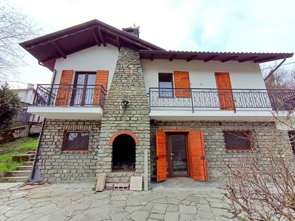casa indipendente in vendita a San Pietro Val Lemina