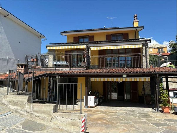 casa indipendente in vendita a San Pietro Val Lemina