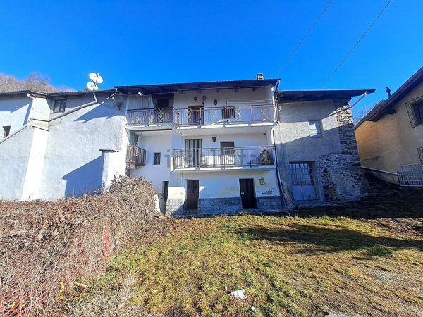 casa semindipendente in vendita a San Pietro Val Lemina