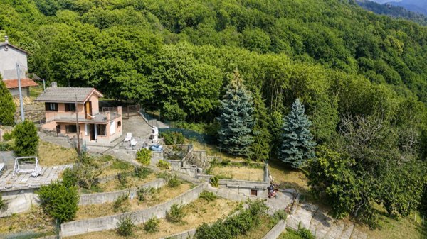 casa indipendente in vendita a San Pietro Val Lemina