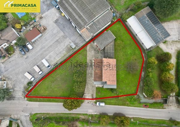 casa indipendente in vendita ad Acquanegra sul Chiese