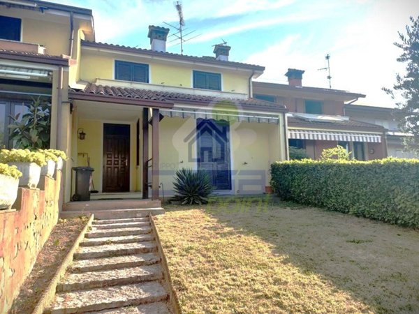 casa indipendente in vendita ad Acquanegra sul Chiese