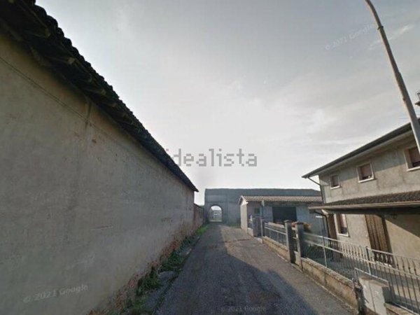 appartamento in vendita ad Acquanegra sul Chiese in zona Mosio