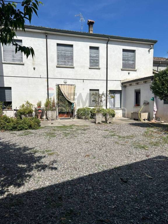 casa indipendente in vendita ad Acquanegra sul Chiese