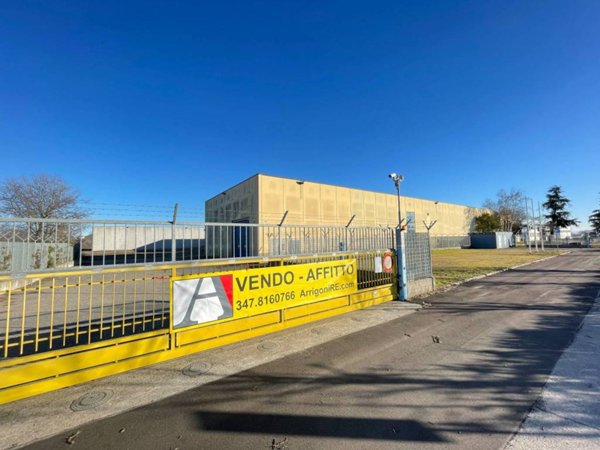 locale commerciale in vendita ad Asola