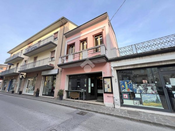 casa indipendente in vendita ad Asola