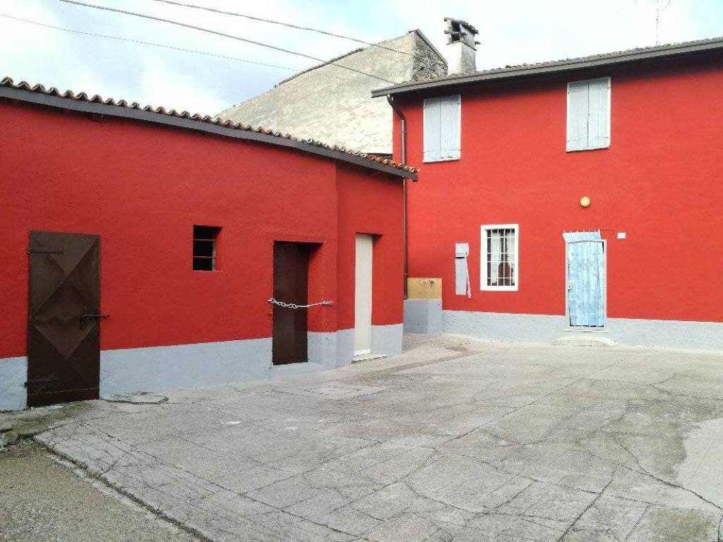 casa indipendente in vendita ad Asola