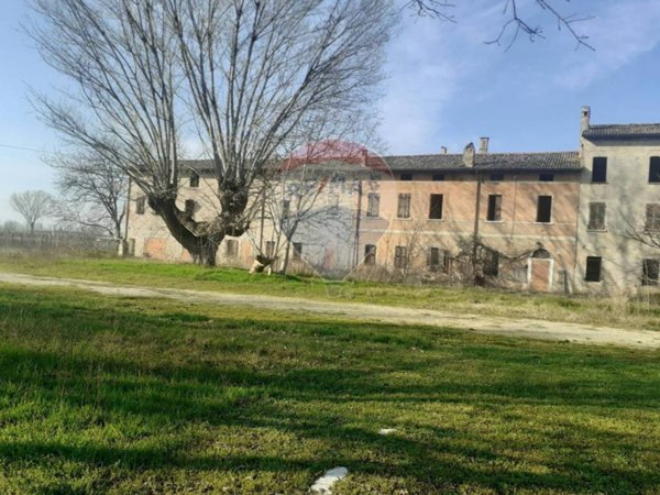 casa indipendente in vendita ad Asola