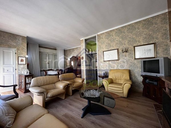 casa indipendente in vendita ad Asola