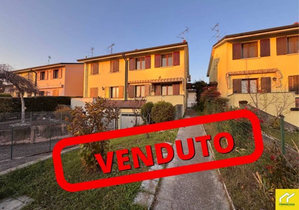 casa indipendente in vendita ad Asola