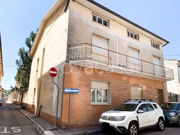 casa indipendente in vendita ad Asola
