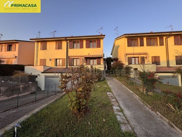 casa indipendente in vendita ad Asola