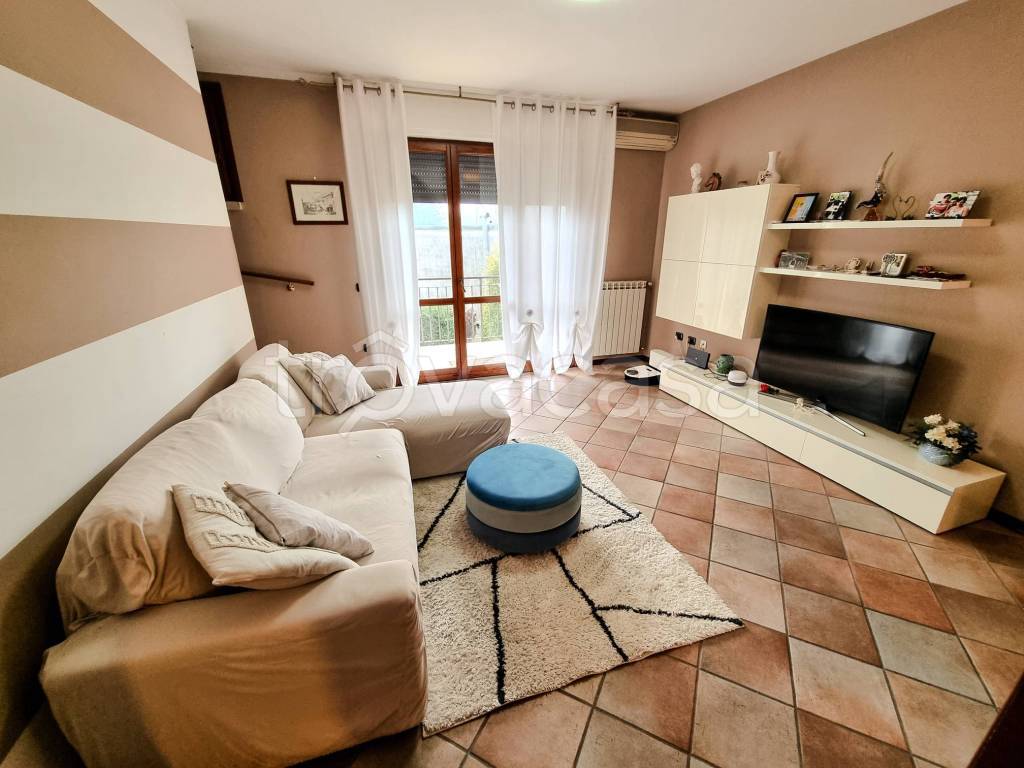 appartamento in vendita ad Asola