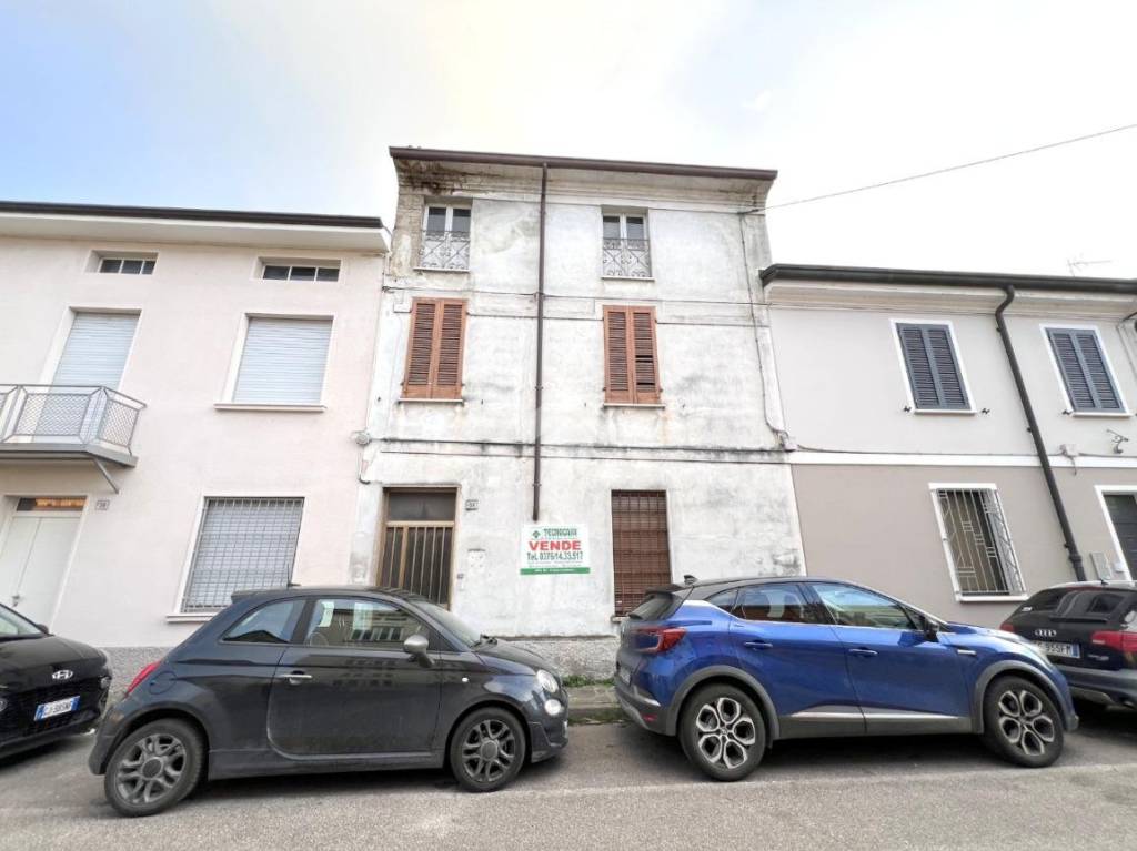 casa indipendente in vendita ad Asola