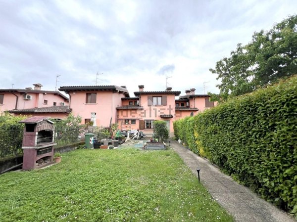 casa indipendente in vendita ad Asola