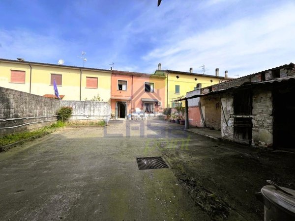 casa semindipendente in vendita ad Asola