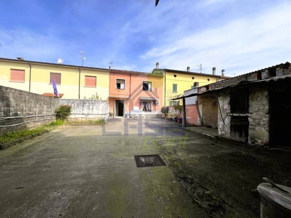 casa semindipendente in vendita ad Asola