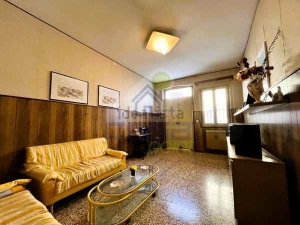 pentavano in vendita ad Asola