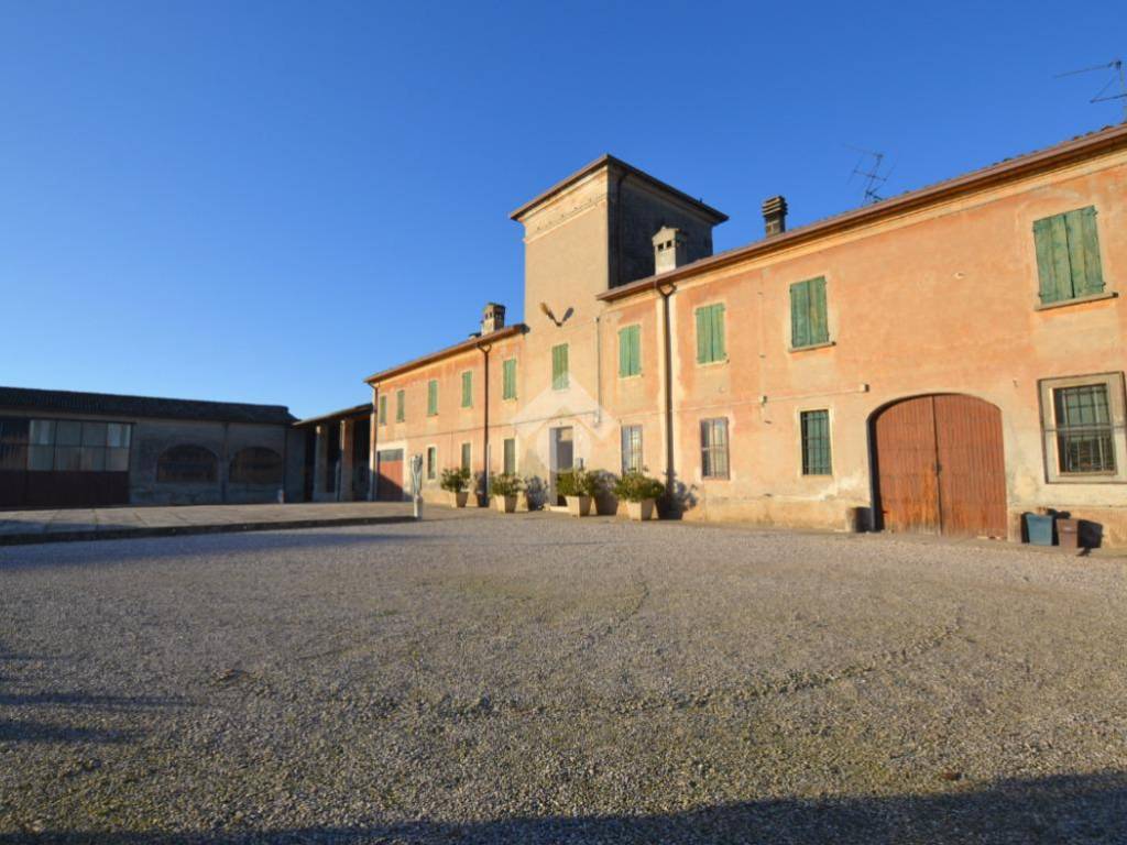 casa indipendente in vendita ad Asola