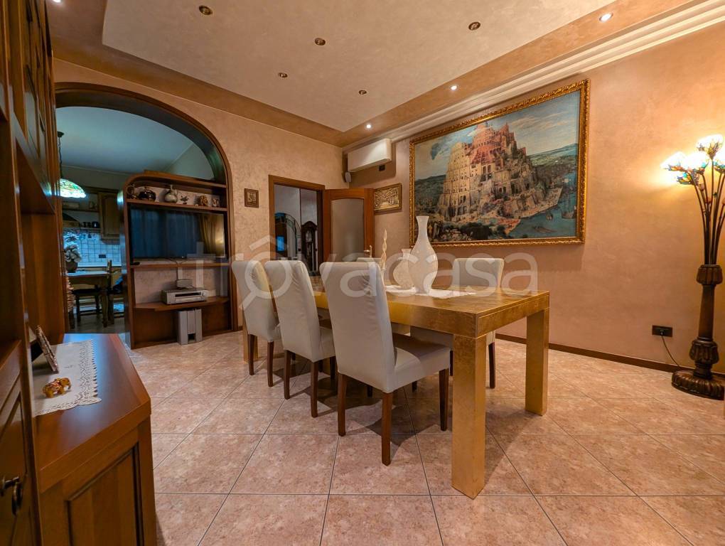 casa indipendente in vendita ad Asola