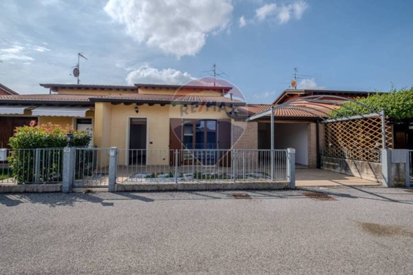 casa indipendente in vendita ad Asola