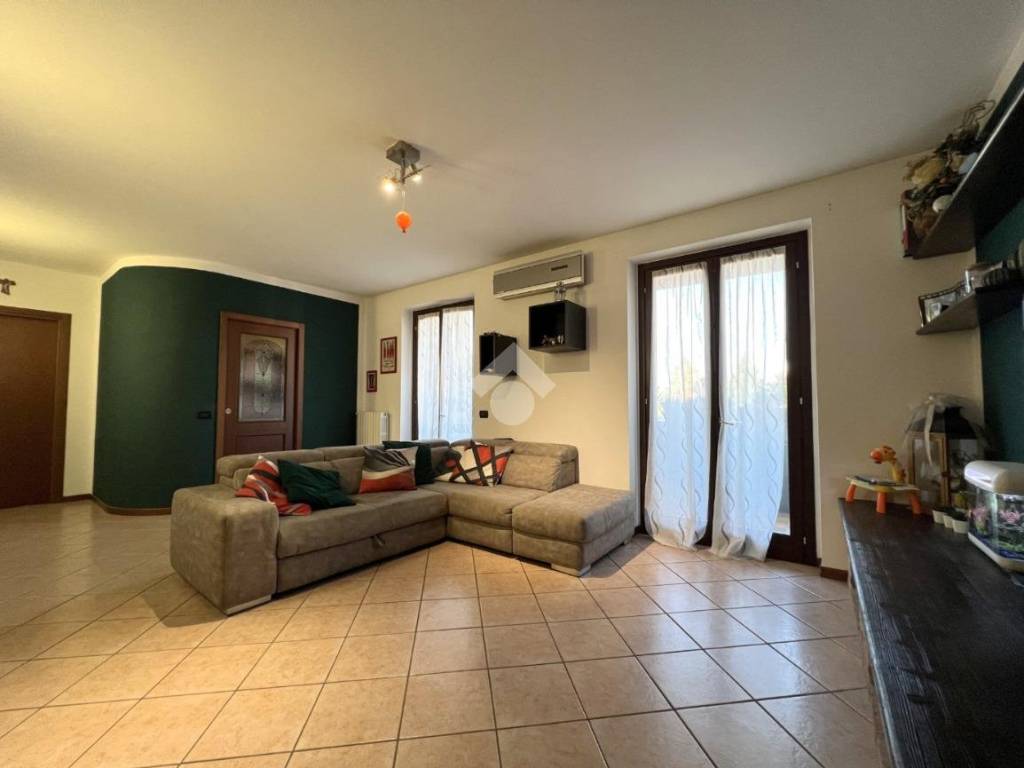 appartamento in vendita ad Asola