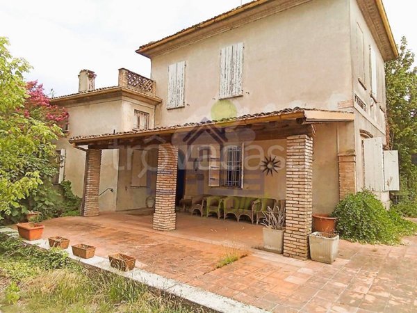 casa indipendente in vendita ad Asola