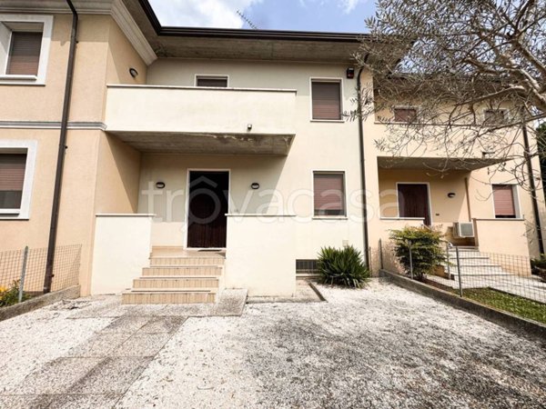 casa indipendente in vendita ad Asola