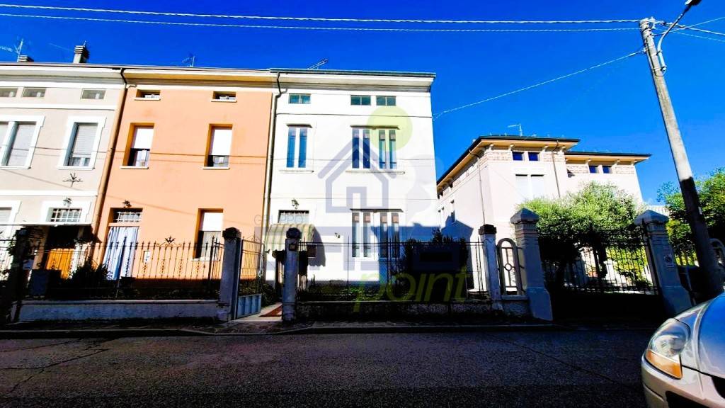 casa indipendente in vendita ad Asola