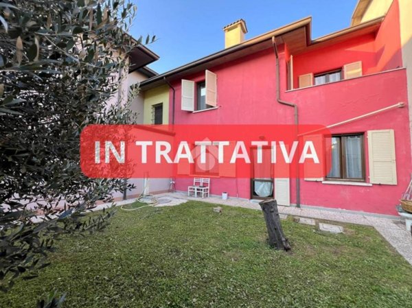 casa indipendente in vendita ad Asola