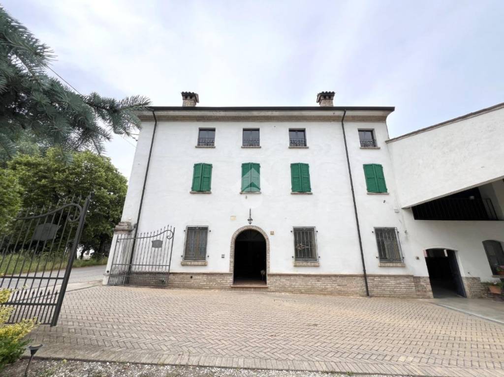 casa indipendente in vendita ad Asola