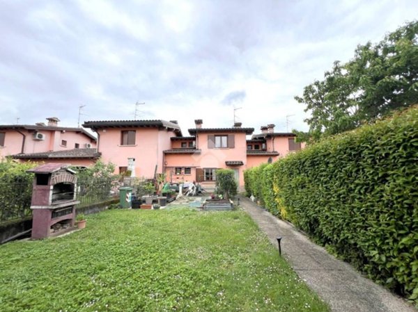 casa indipendente in vendita ad Asola